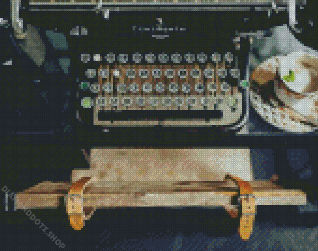 Aesthetic Typewriter Diamond Painting
