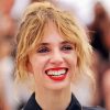 Maya Hawke Smiling Diamond Painting